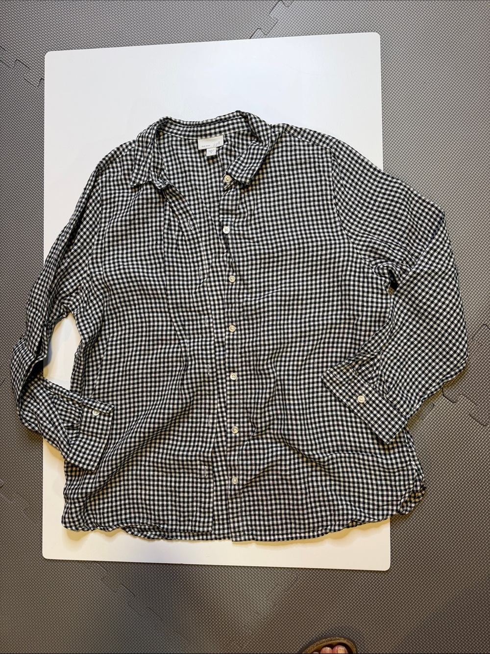 Black and White Linen Gingham Button-Up Shirt